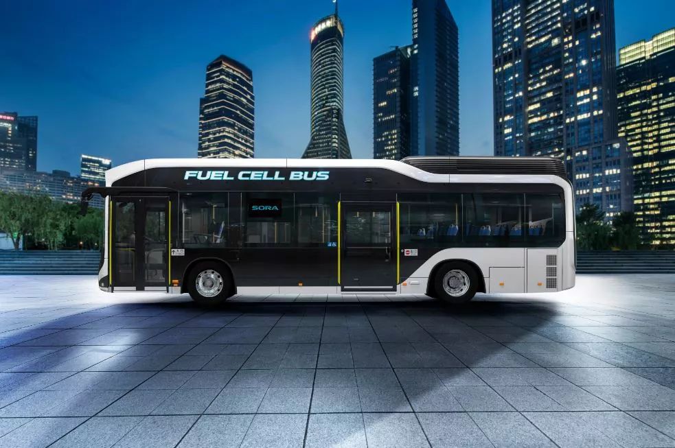 佛山西樵氢能源公交车正式“上岗”