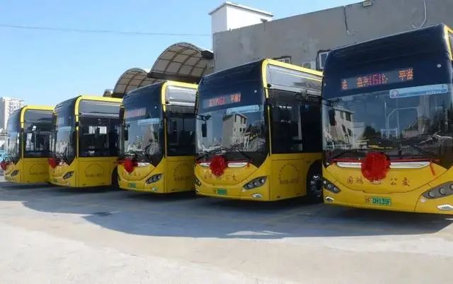 嘉兴市本级首条氢能源公交车示范线启用