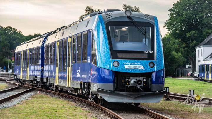 德国押宝氢能新突破：全球第一条氢动力列车铁路正式上线！