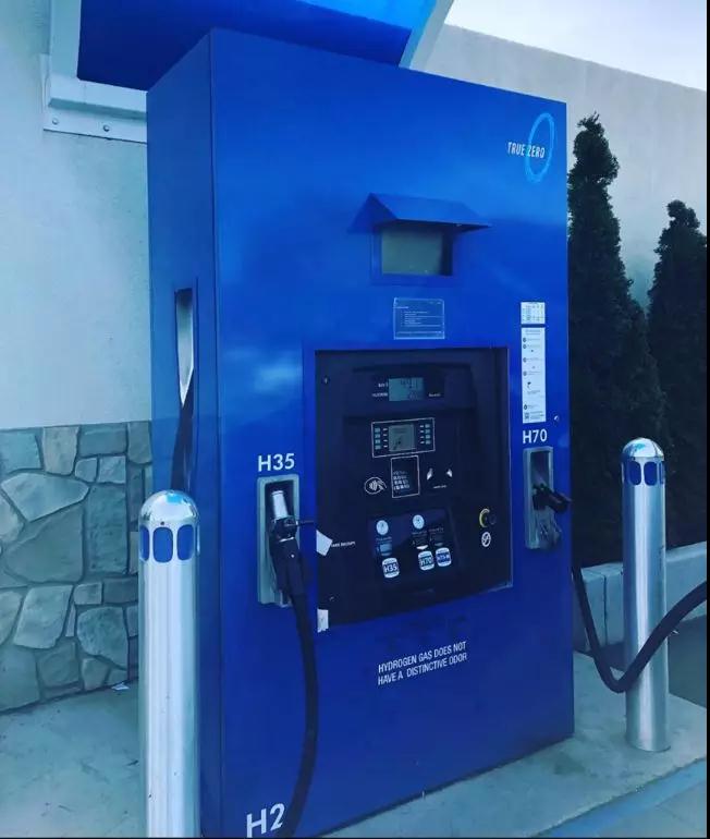 在美国加州开氢燃料电池汽车是什么样的体验？Mirai车主这样回答